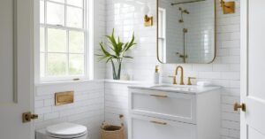 Read more about the article 15+ Small White Bathroom Ideas to Maximize Space(Easy Tips)