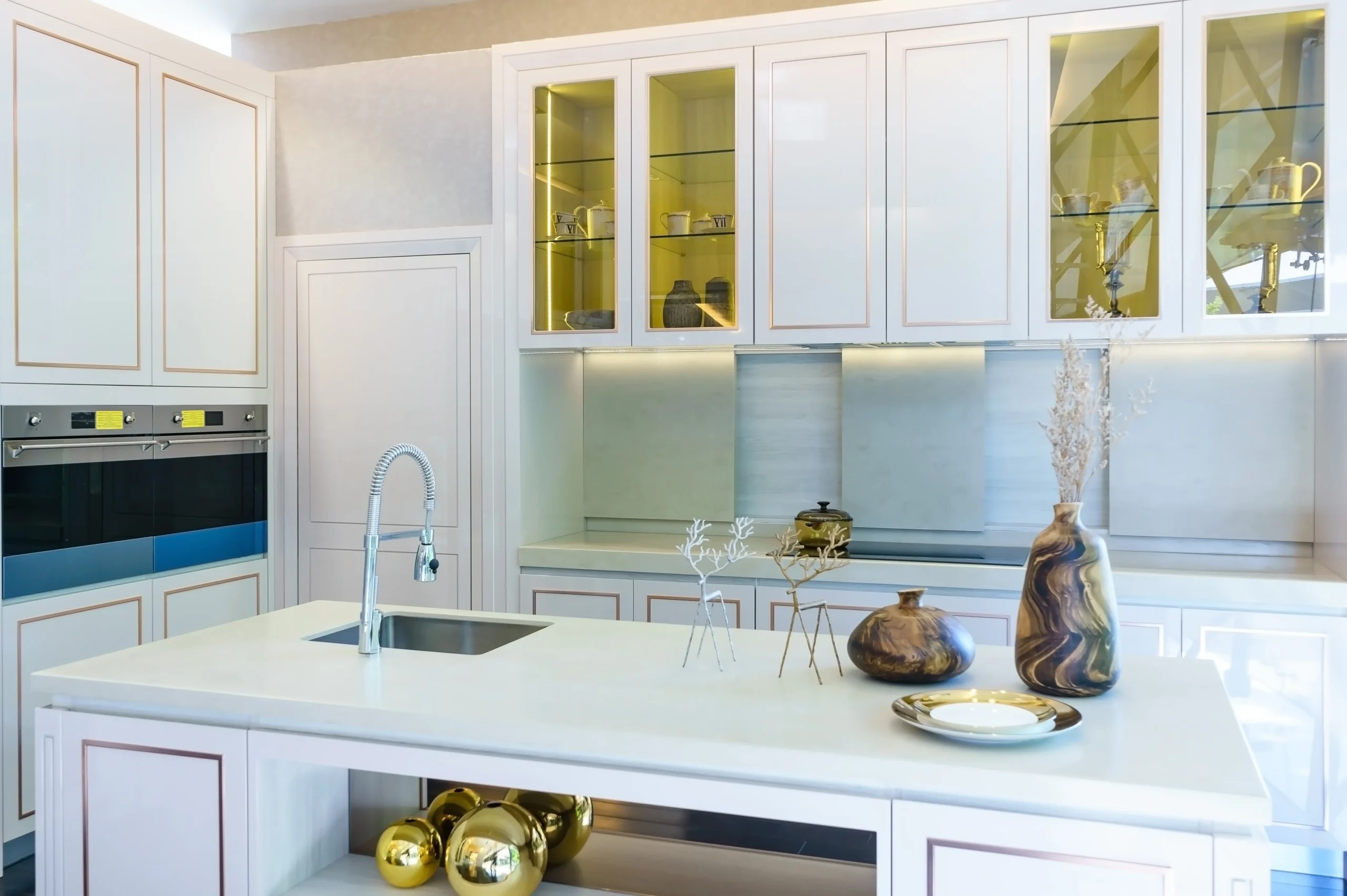 You are currently viewing How to Repaint Kitchen Cabinets (Step-by-Step Guide)