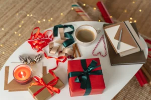 Read more about the article 10 Inexpensive Christmas gift ideas for Coworkers